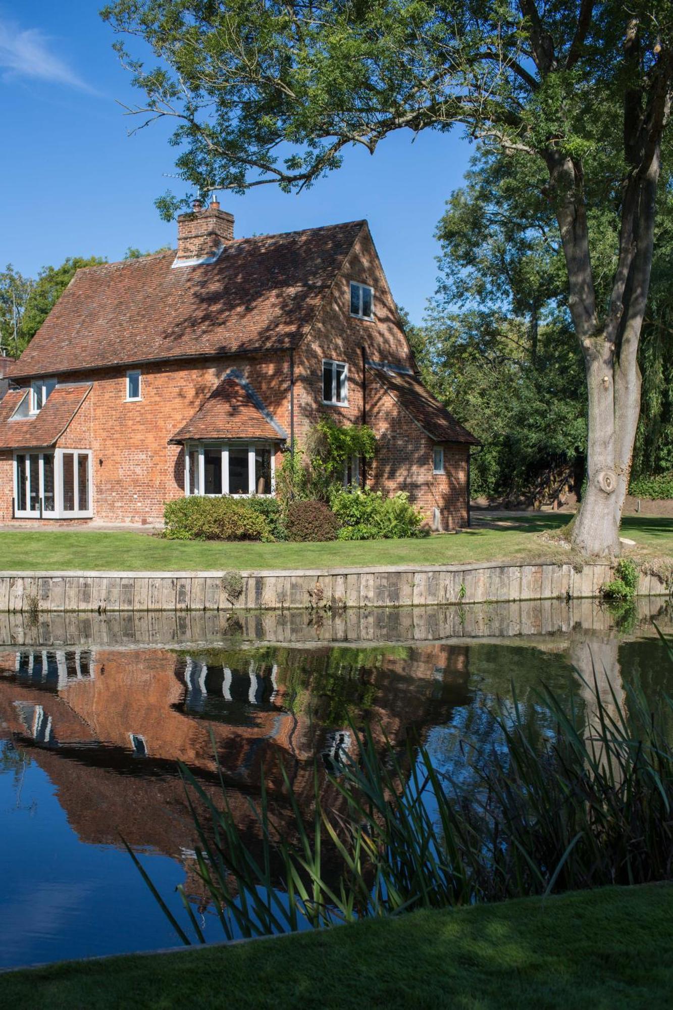 Villa Idle Waters Dedham Esterno foto